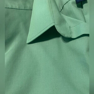 Stafford Performance Men’s classic fit short sleeve green dress shirt 16